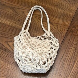 Joy Susan Birdie Macrame‎ Tote